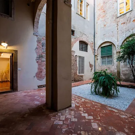 Casa Al Dipinto, An With Garden