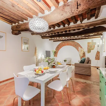 Casa Al Dipinto, An With Garden *